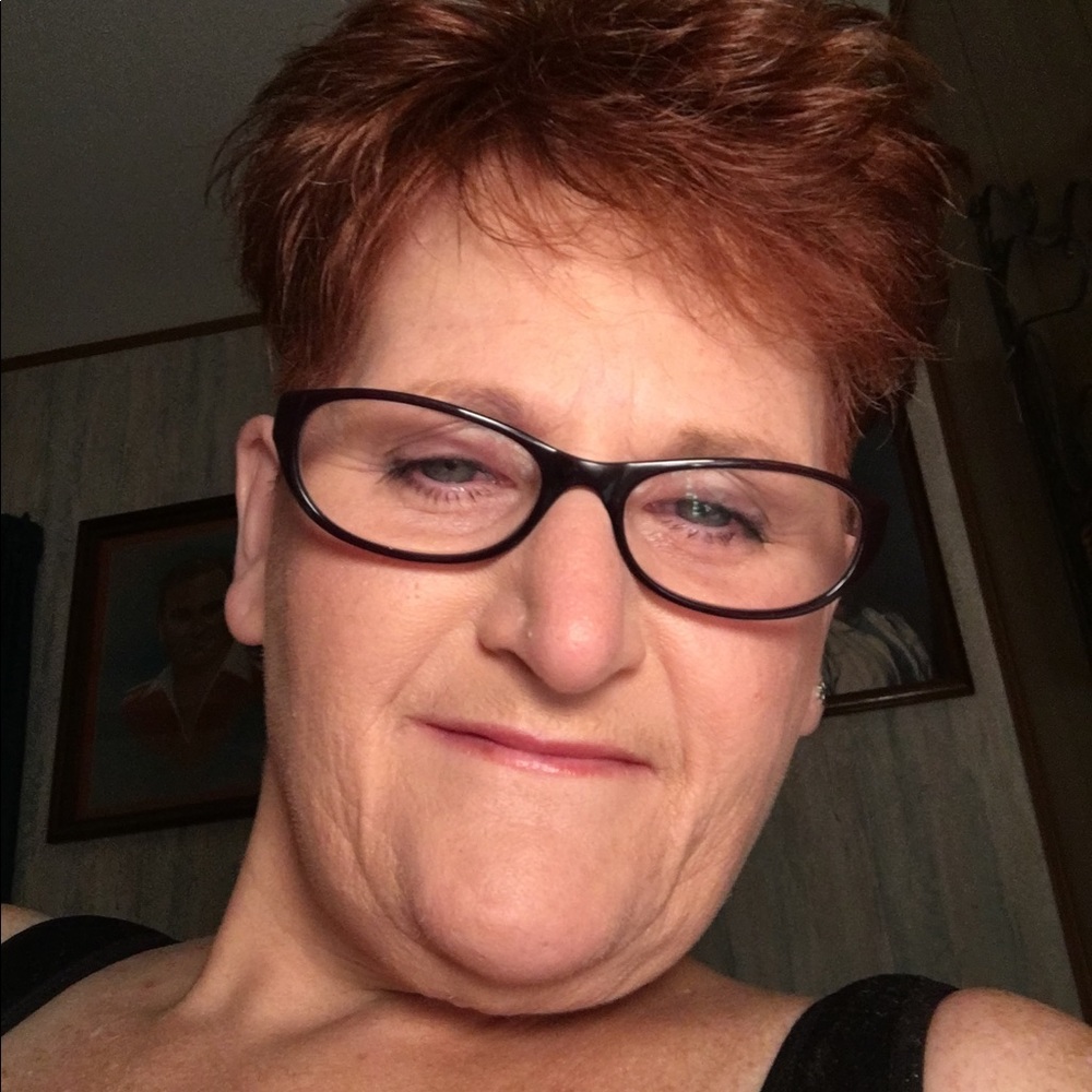 Meet your Posher, Pamela
